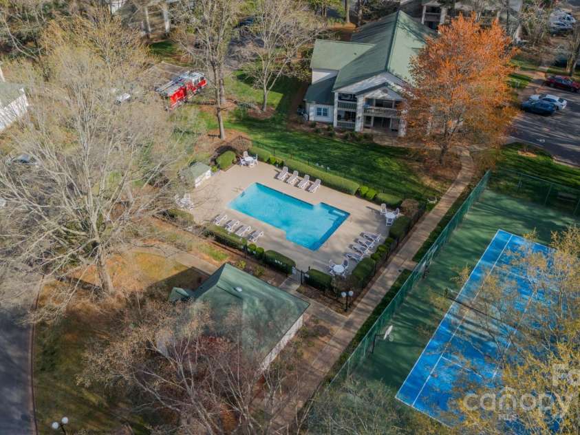 1001 Churchill Downs Court, Charlotte, NC 28211.  MLS# CAR4235260, YatesRealty ID 2414. 