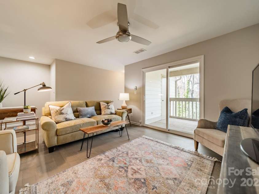 1001 Churchill Downs Court, Charlotte, NC 28211.  MLS# CAR4235260, YatesRealty ID 2414. Family room including the private back deck