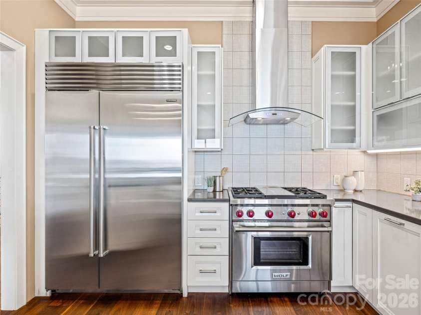 95 Horizon Hill Road, Asheville, NC 28804.  MLS# CAR4319881, YatesRealty ID 2414. 