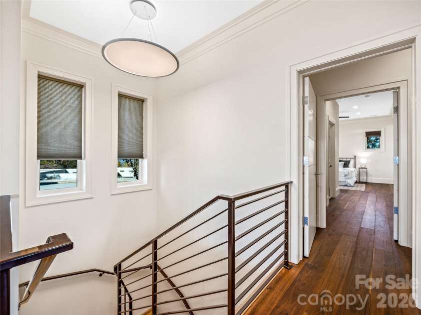 95 Horizon Hill Road, Asheville, NC 28804.  MLS# CAR4319881, YatesRealty ID 2414. 