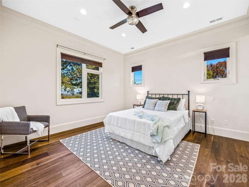 95 Horizon Hill Road, Asheville, NC 28804.  MLS# CAR4319881, YatesRealty ID 2414. 