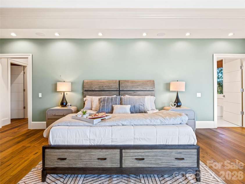 95 Horizon Hill Road, Asheville, NC 28804.  MLS# CAR4319881, YatesRealty ID 2414. 