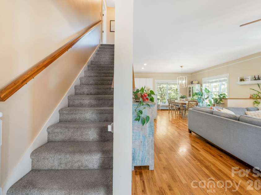 157 Estelle Park Drive, Asheville, NC 28806.  MLS# CAR4376199, YatesRealty ID 24140. 