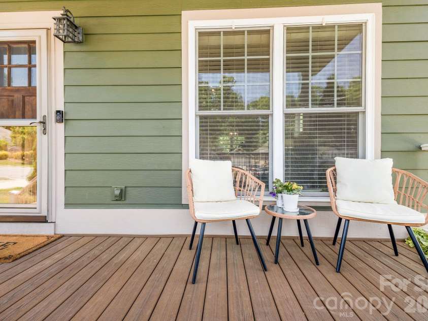 157 Estelle Park Drive, Asheville, NC 28806.  MLS# CAR4376199, YatesRealty ID 24140. Come sit for a spell