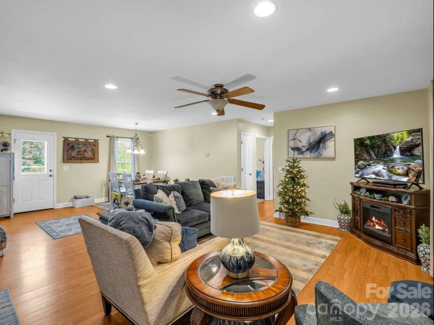 155 Vanity Lane, Ellenboro, NC 28040.  MLS# CAR4383076, YatesRealty ID 24141. 