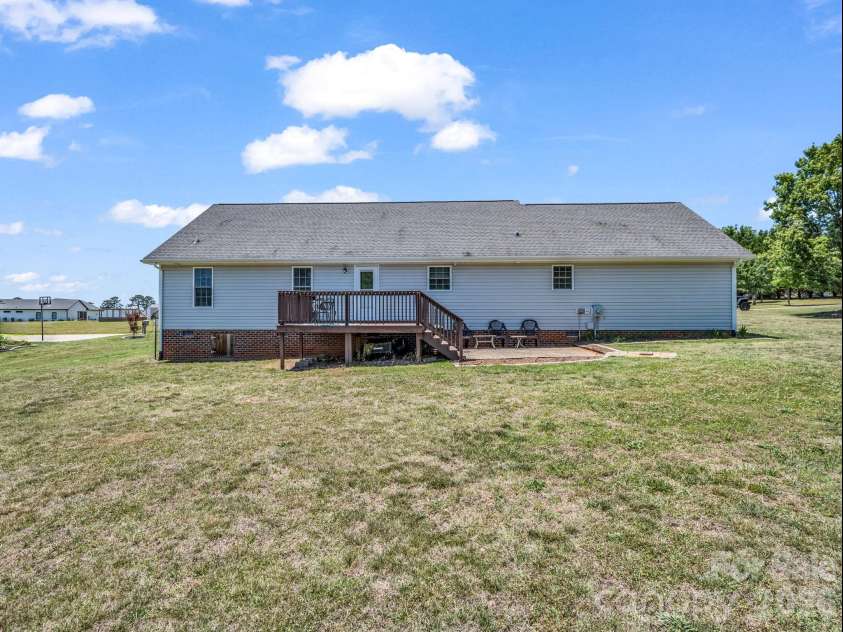 155 Vanity Lane, Ellenboro, NC 28040.  MLS# CAR4383076, YatesRealty ID 24141. 