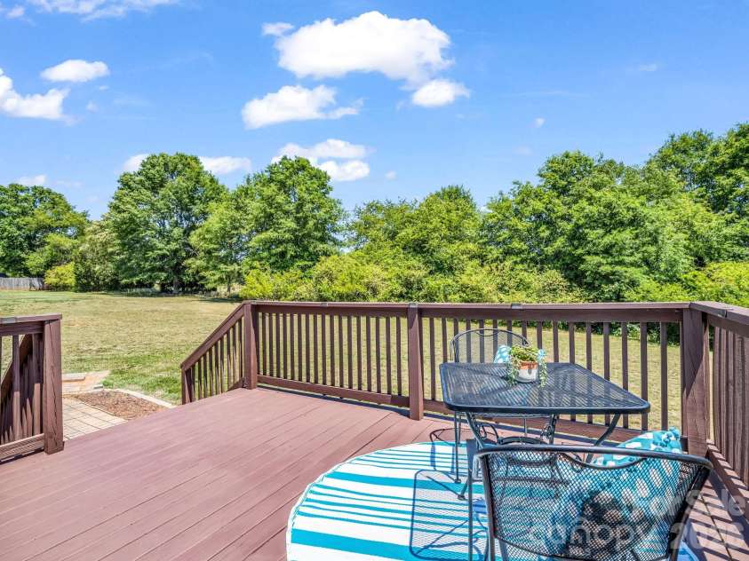 155 Vanity Lane, Ellenboro, NC 28040.  MLS# CAR4383076, YatesRealty ID 24141. 