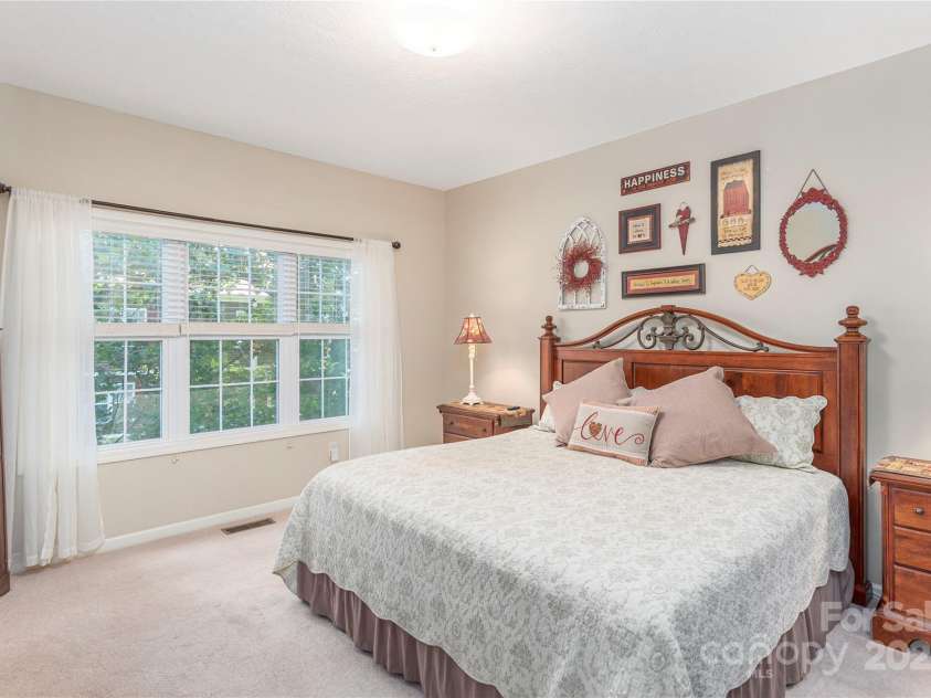 190 Shaws Creek Farm Road, Hendersonville, NC 28739.  MLS# CAR4272994, YatesRealty ID 24143. Primary Suite-Main Level