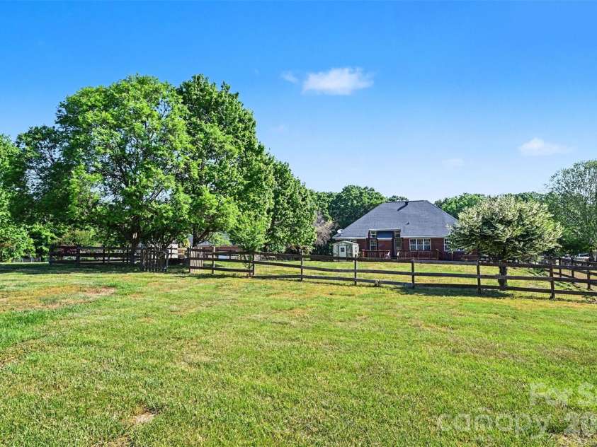 2029 Saye Brook Drive, Monroe, NC 28112.  MLS# CAR4374266, YatesRealty ID 24143. 