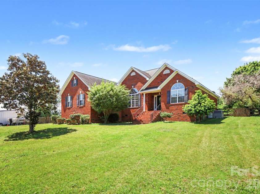 2029 Saye Brook Drive, Monroe, NC 28112.  MLS# CAR4374266, YatesRealty ID 24143. 