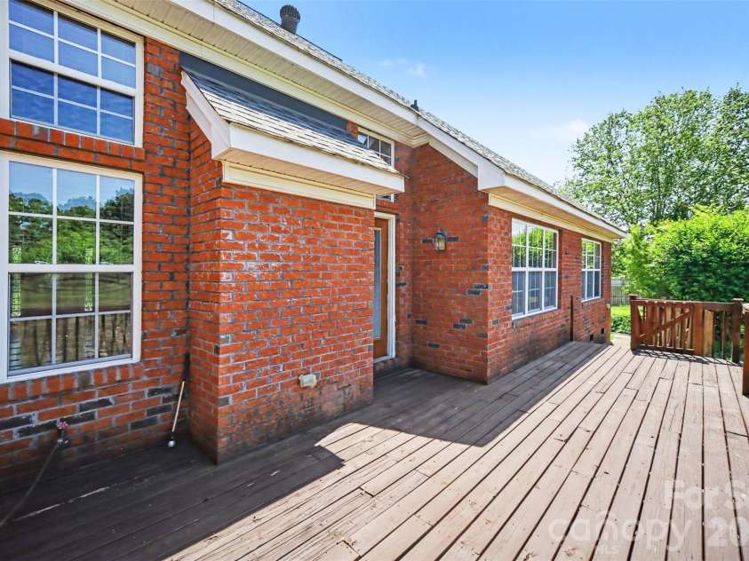 2029 Saye Brook Drive, Monroe, NC 28112.  MLS# CAR4374266, YatesRealty ID 24143. 