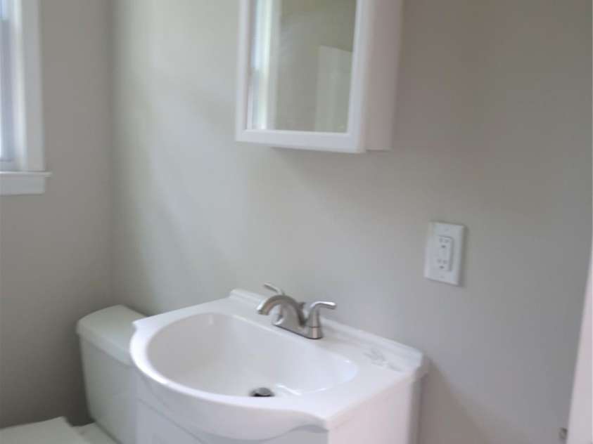 203 Witten Lane, Gastonia, NC 28052.  MLS# CAR4278187, YatesRealty ID 24144. 