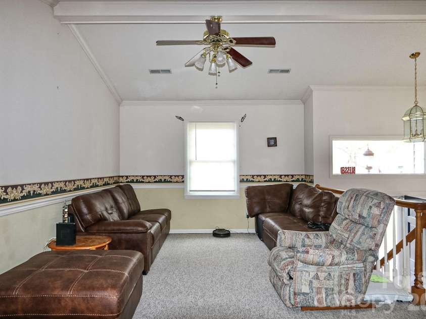 419 Cypress Drive, Reidsville, NC 27320.  MLS# CAR4359865, YatesRealty ID 24144. 