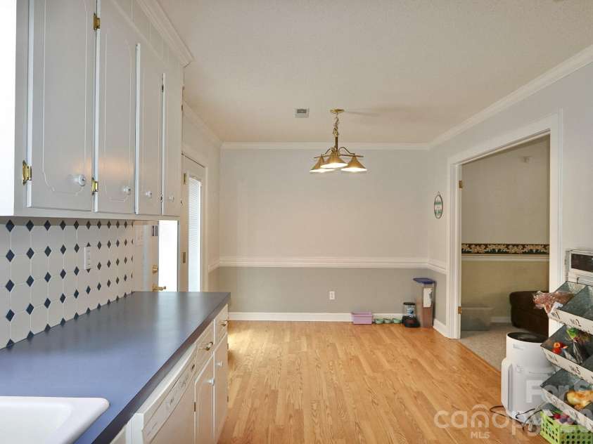 419 Cypress Drive, Reidsville, NC 27320.  MLS# CAR4359865, YatesRealty ID 24144. 