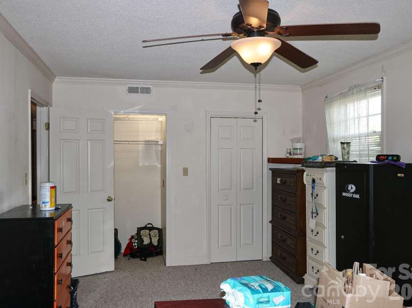 419 Cypress Drive, Reidsville, NC 27320.  MLS# CAR4359865, YatesRealty ID 24144. 