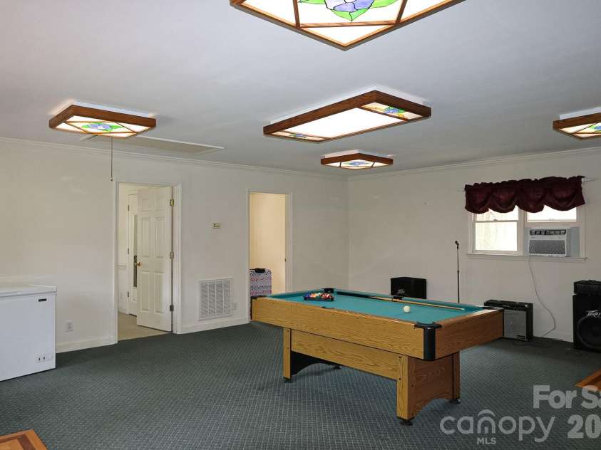 419 Cypress Drive, Reidsville, NC 27320.  MLS# CAR4359865, YatesRealty ID 24144. 
