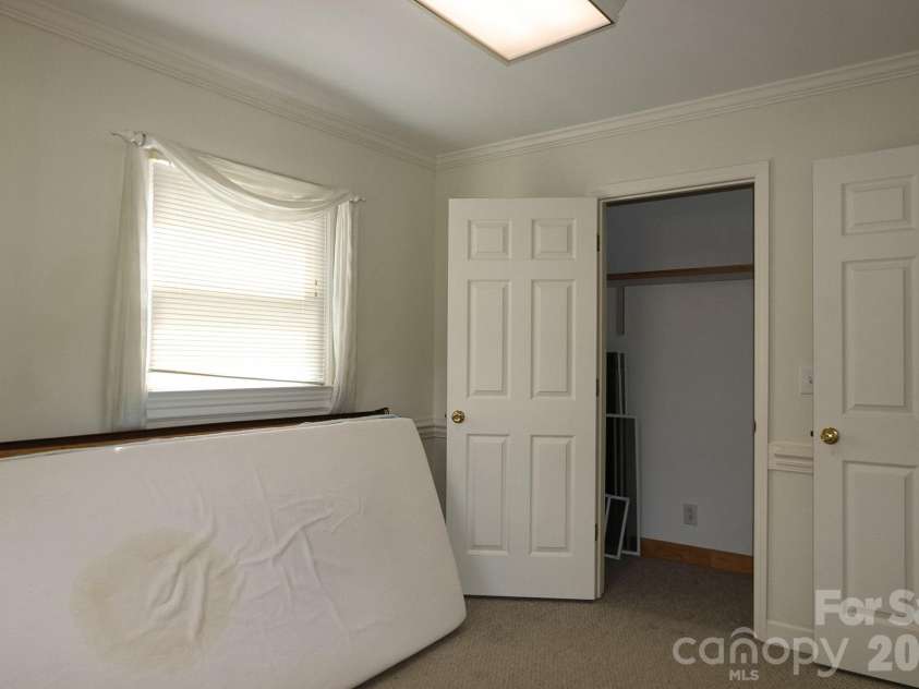 419 Cypress Drive, Reidsville, NC 27320.  MLS# CAR4359865, YatesRealty ID 24144. 