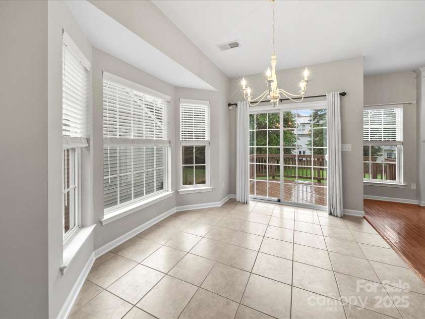 8004 Fountainbrook Drive, Indian Trail, NC 28079.  MLS# CAR4287908, YatesRealty ID 24146. Dining Area