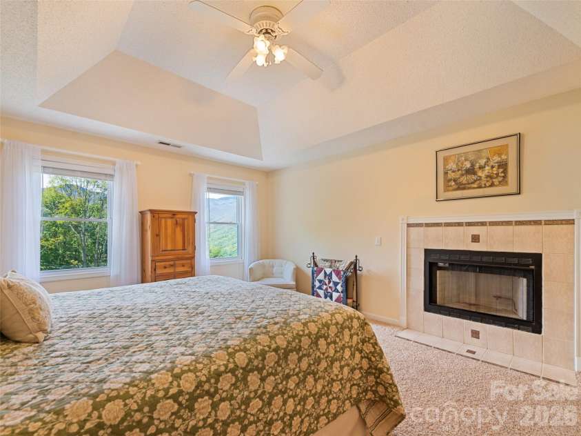 831 Red Bank Road, Waynesville, NC 28786.  MLS# CAR4375458, YatesRealty ID 24146. 