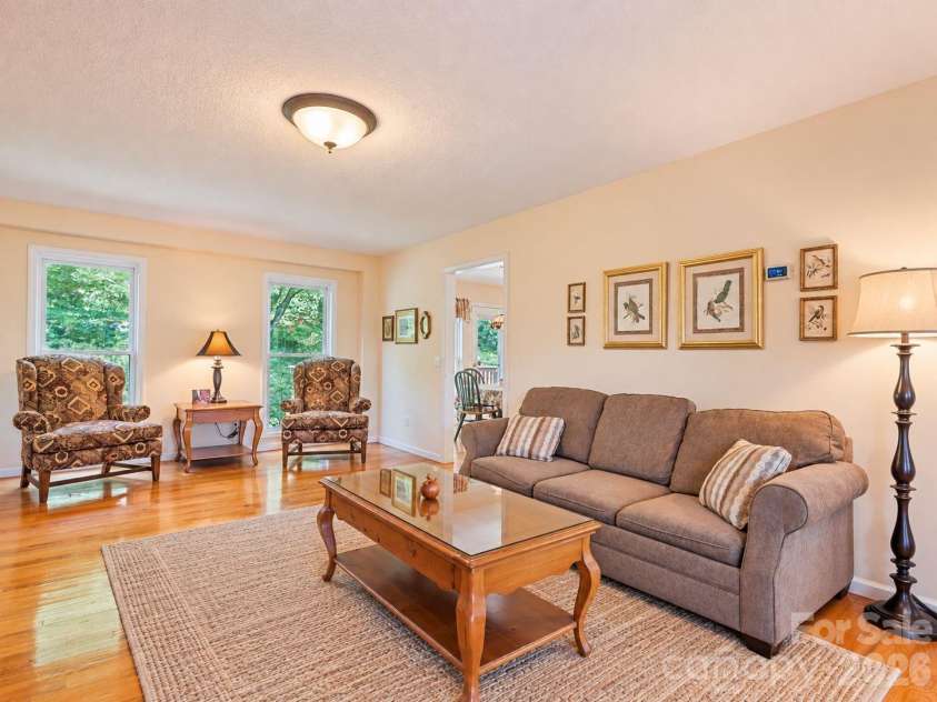 831 Red Bank Road, Waynesville, NC 28786.  MLS# CAR4375458, YatesRealty ID 24146. 