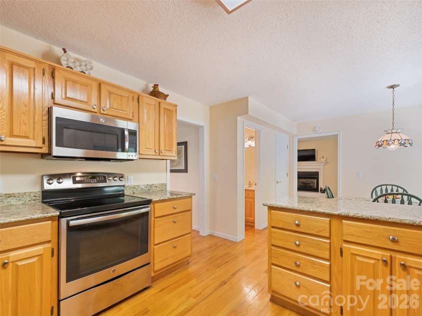 831 Red Bank Road, Waynesville, NC 28786.  MLS# CAR4375458, YatesRealty ID 24146. 