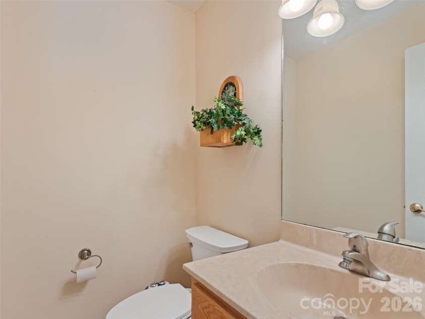 831 Red Bank Road, Waynesville, NC 28786.  MLS# CAR4375458, YatesRealty ID 24146. 