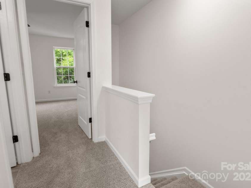 5529 Seths Drive, Charlotte, NC 28269.  MLS# CAR4259646, YatesRealty ID 24147. 