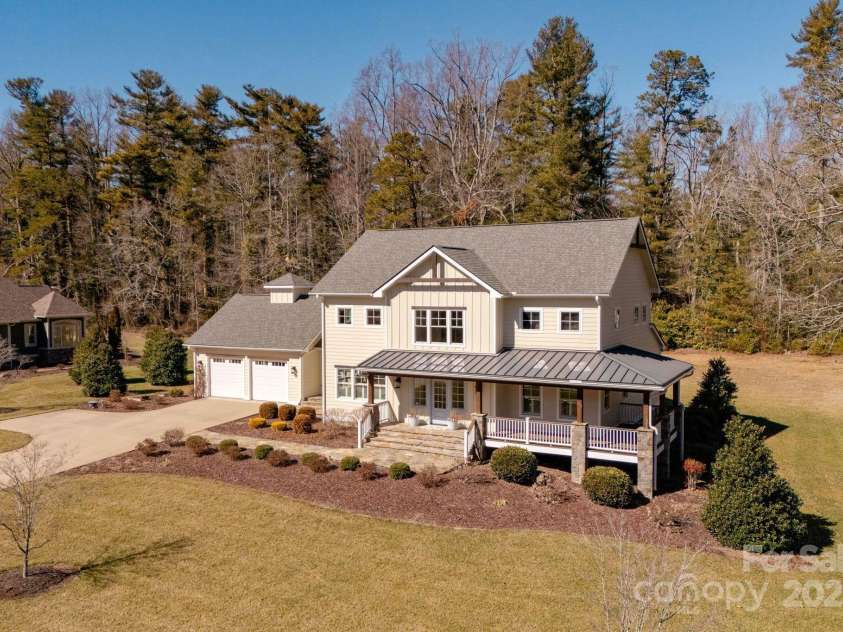 74 Shipman Parkway, Flat Rock, NC 28731.  MLS# CAR4274988, YatesRealty ID 24148. 