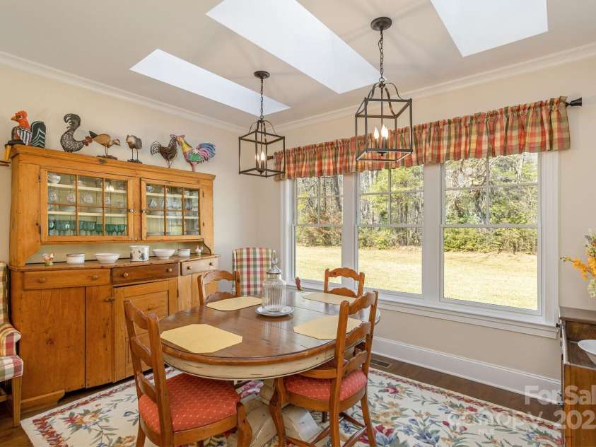 74 Shipman Parkway, Flat Rock, NC 28731.  MLS# CAR4274988, YatesRealty ID 24148. 