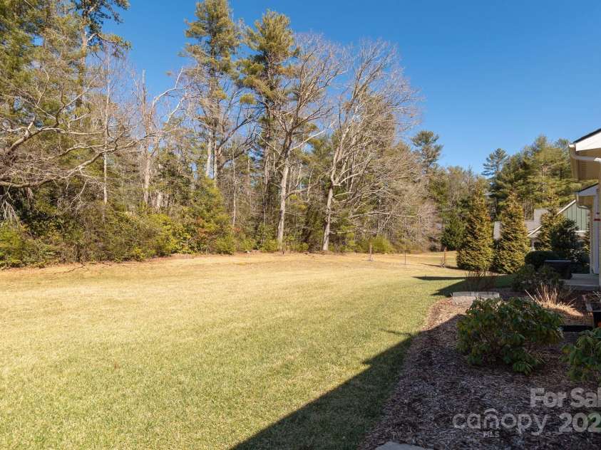 74 Shipman Parkway, Flat Rock, NC 28731.  MLS# CAR4274988, YatesRealty ID 24148. 