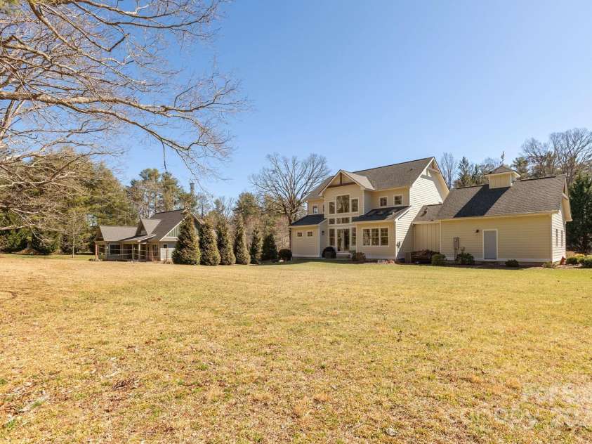 74 Shipman Parkway, Flat Rock, NC 28731.  MLS# CAR4274988, YatesRealty ID 24148. 