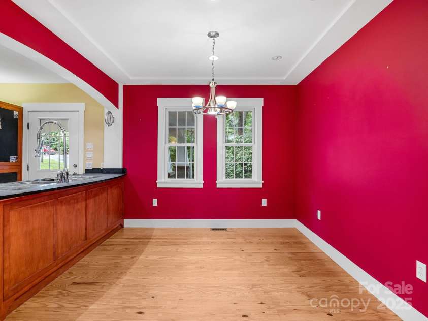 147 Woodland Road, Tryon, NC 28782.  MLS# CAR4277397, YatesRealty ID 24149. Dining