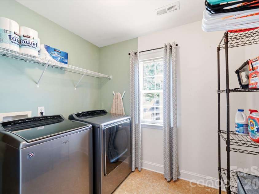 7815 Kuck Road, Mint Hill, NC 28227.  MLS# CAR4380520, YatesRealty ID 24149. 