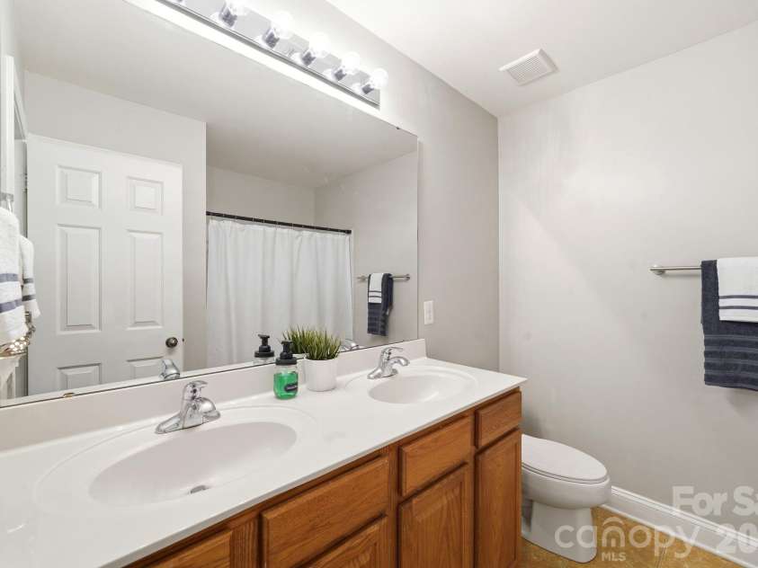 7815 Kuck Road, Mint Hill, NC 28227.  MLS# CAR4380520, YatesRealty ID 24149. 