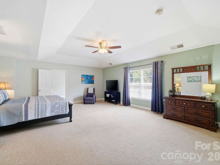 7815 Kuck Road, Mint Hill, NC 28227.  MLS# CAR4380520, YatesRealty ID 24149. 