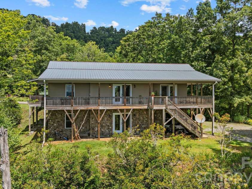 1268 Coon Creek Road, Franklin, NC 28734.  MLS# CAR4351679, YatesRealty ID 2415. 