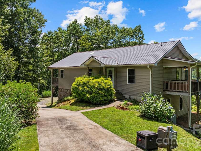 1268 Coon Creek Road, Franklin, NC 28734.  MLS# CAR4351679, YatesRealty ID 2415. 