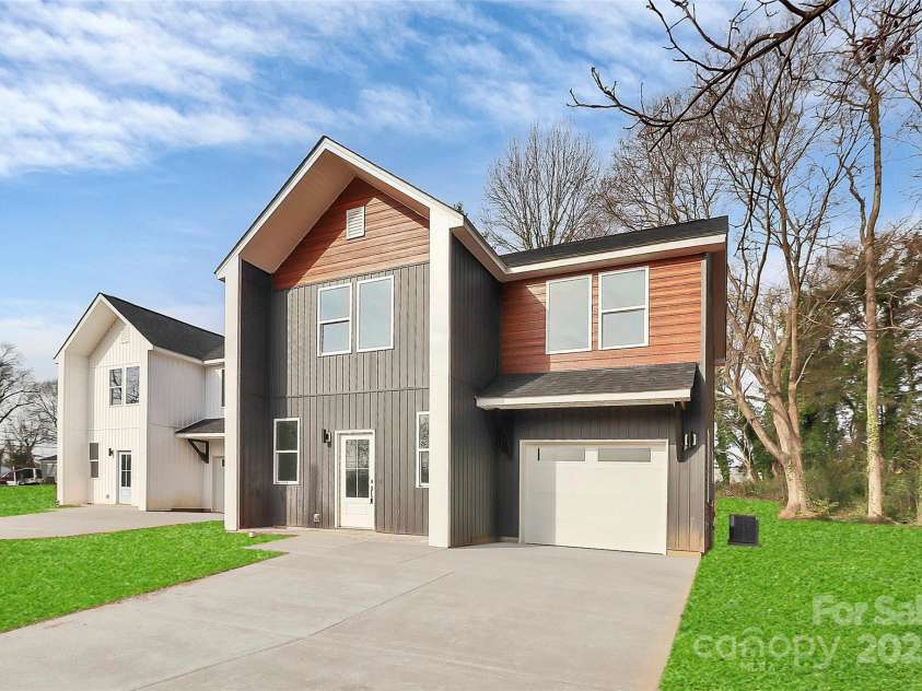 2751 Bradford Street, Gastonia, NC 28052.  MLS# CAR4228812, YatesRealty ID 2415. 