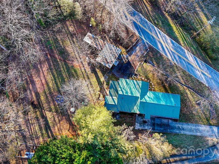 5983 Bollinger Loop, Morganton, NC 28655.  MLS# CAR4211596, YatesRealty ID 2415. 