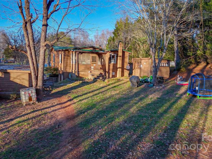 5983 Bollinger Loop, Morganton, NC 28655.  MLS# CAR4211596, YatesRealty ID 2415. 