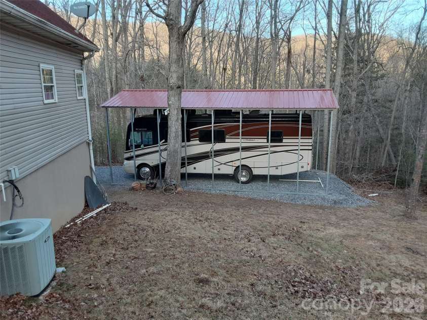31 Reeds Creek Road, Fairview, NC 28730.  MLS# CAR4328175, YatesRealty ID 24150. 
