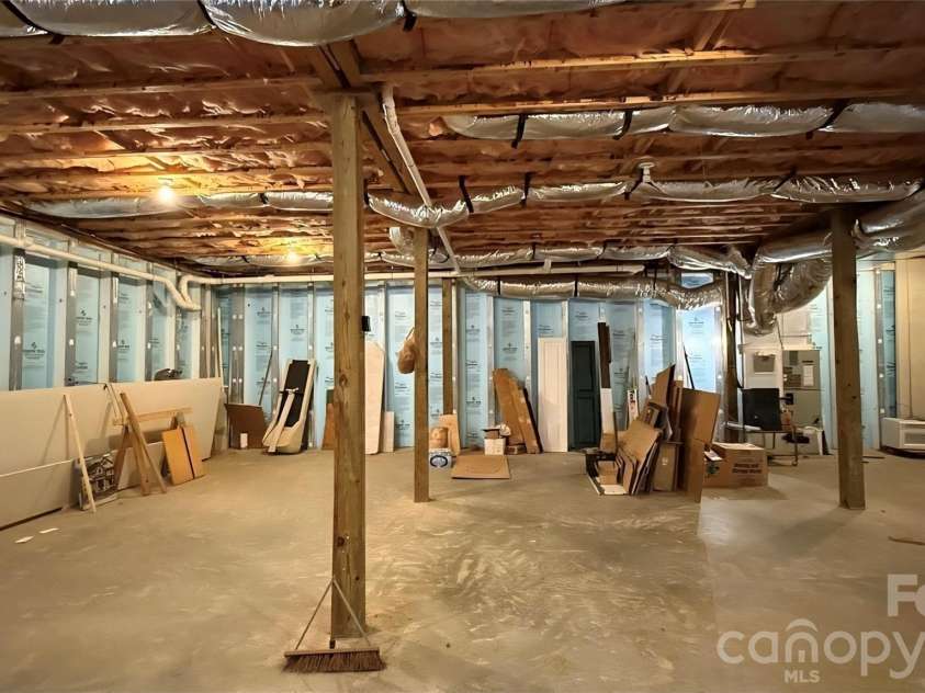 31 Reeds Creek Road, Fairview, NC 28730.  MLS# CAR4328175, YatesRealty ID 24150. 