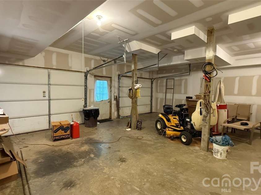 31 Reeds Creek Road, Fairview, NC 28730.  MLS# CAR4328175, YatesRealty ID 24150. 