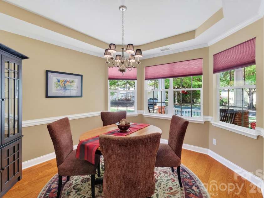 1005 Feather Oak Lane, Matthews, NC 28104.  MLS# CAR4383227, YatesRealty ID 24153. 