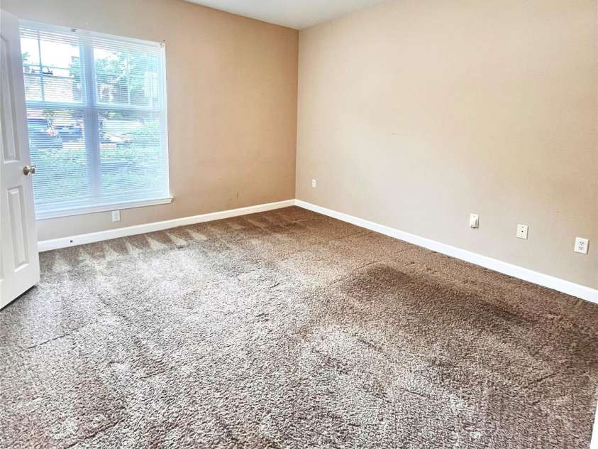 11264 Hyde Pointe Court, Charlotte, NC 28262.  MLS# CAR4190943, YatesRealty ID 24154. 