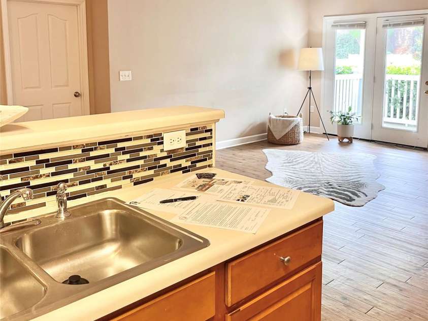 11264 Hyde Pointe Court, Charlotte, NC 28262.  MLS# CAR4190943, YatesRealty ID 24154. 