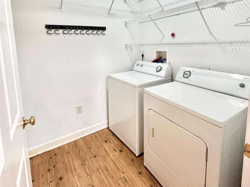 11264 Hyde Pointe Court, Charlotte, NC 28262.  MLS# CAR4190943, YatesRealty ID 24154. 