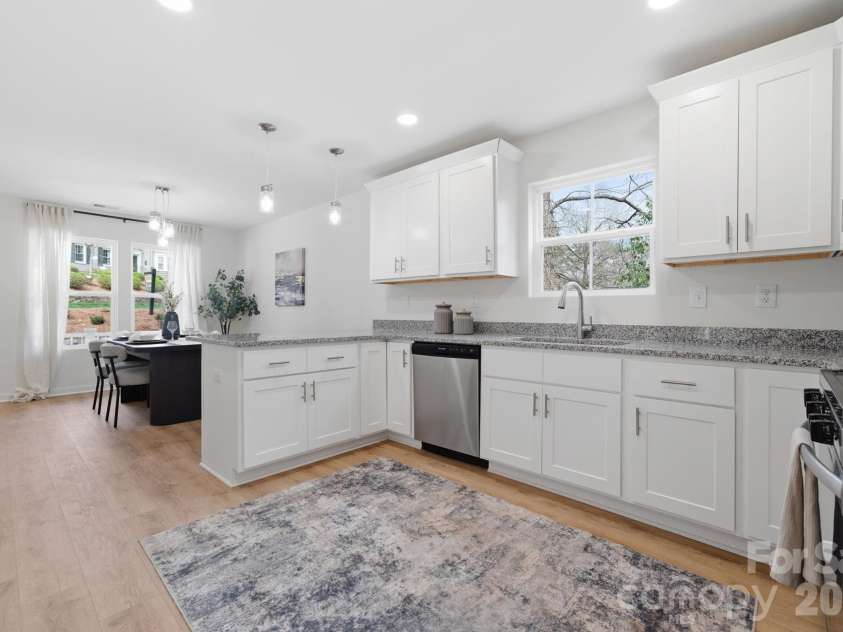 34 Louise Drive, Concord, NC 28025.  MLS# CAR4353554, YatesRealty ID 24154. Kitchen