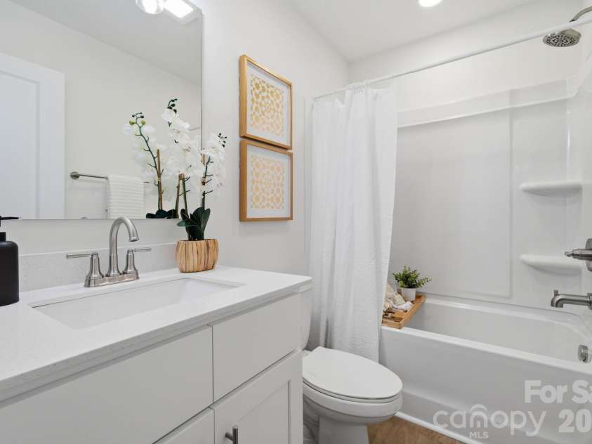 34 Louise Drive, Concord, NC 28025.  MLS# CAR4353554, YatesRealty ID 24154. Primary Bathroom