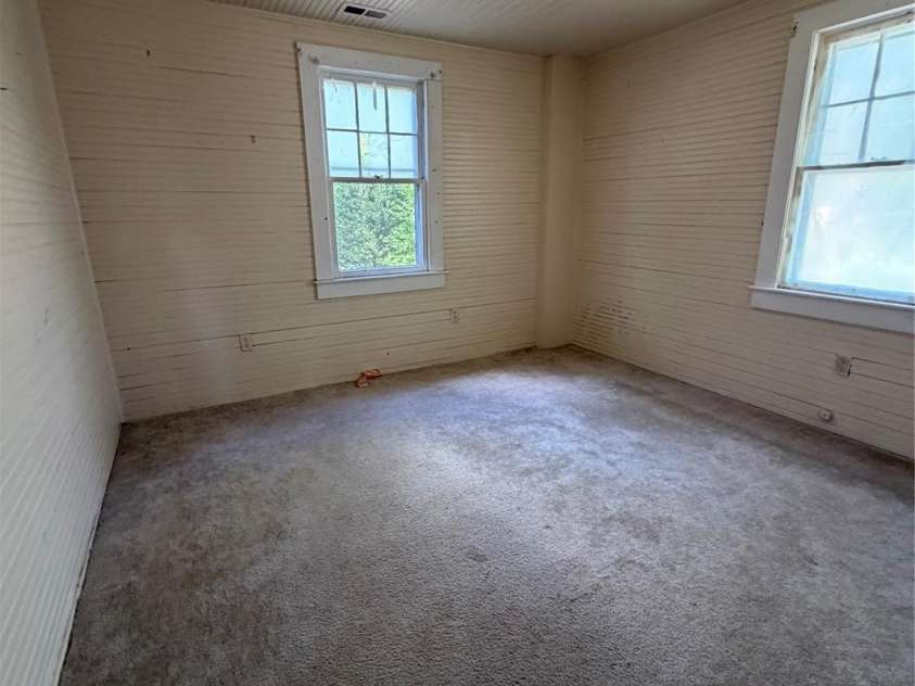 1101 Pine Street, Lincolnton, NC 28092.  MLS# CAR4375596, YatesRealty ID 24155. 